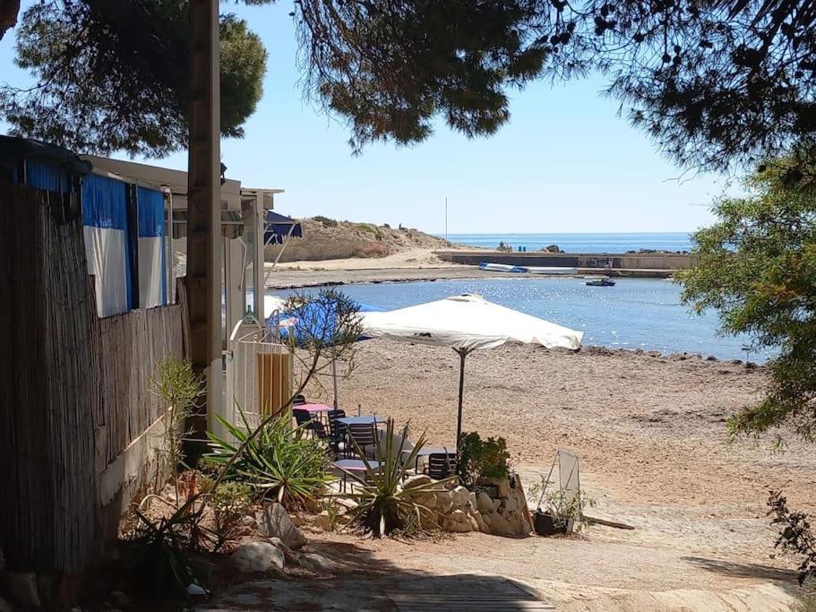 Acogedor Bungalow Adosado El Campello Luaran gambar